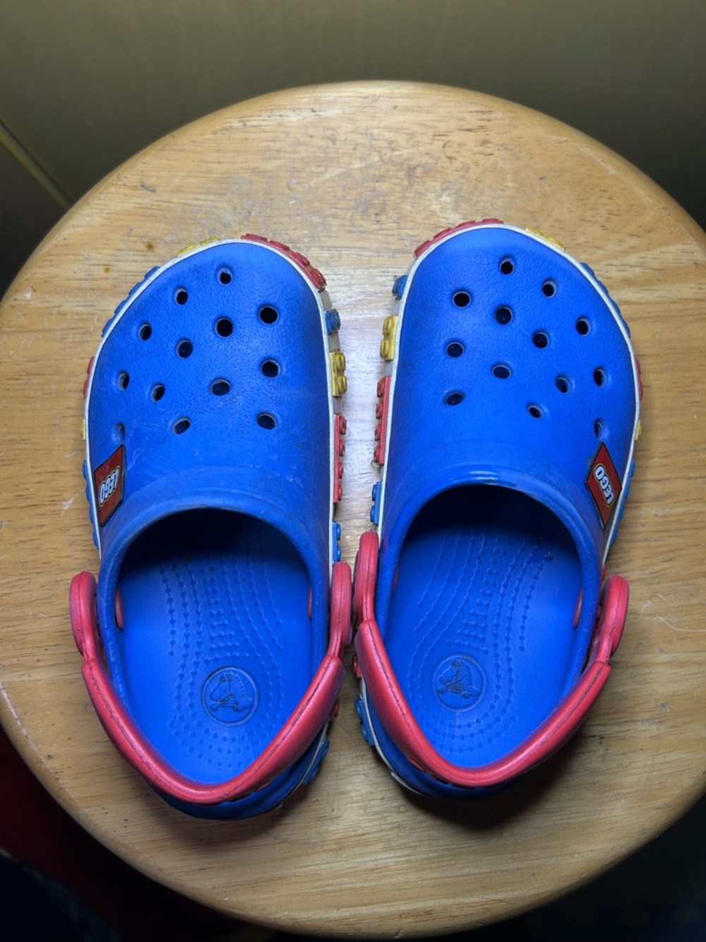CROCS Bright Blue Kids Clogs with Red Heel Straps and Multicolor Charms